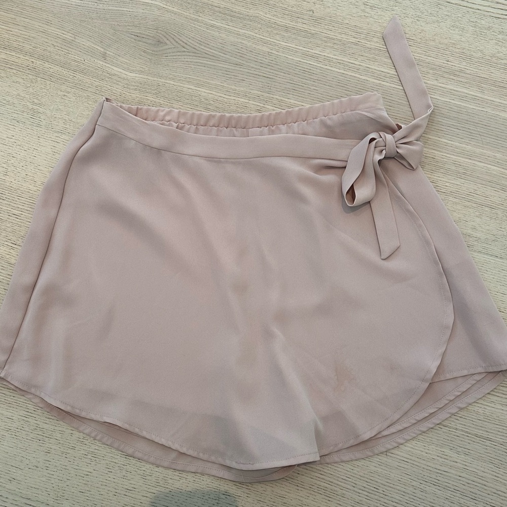 Show Me Your MuMu Blush Wrap Skorts